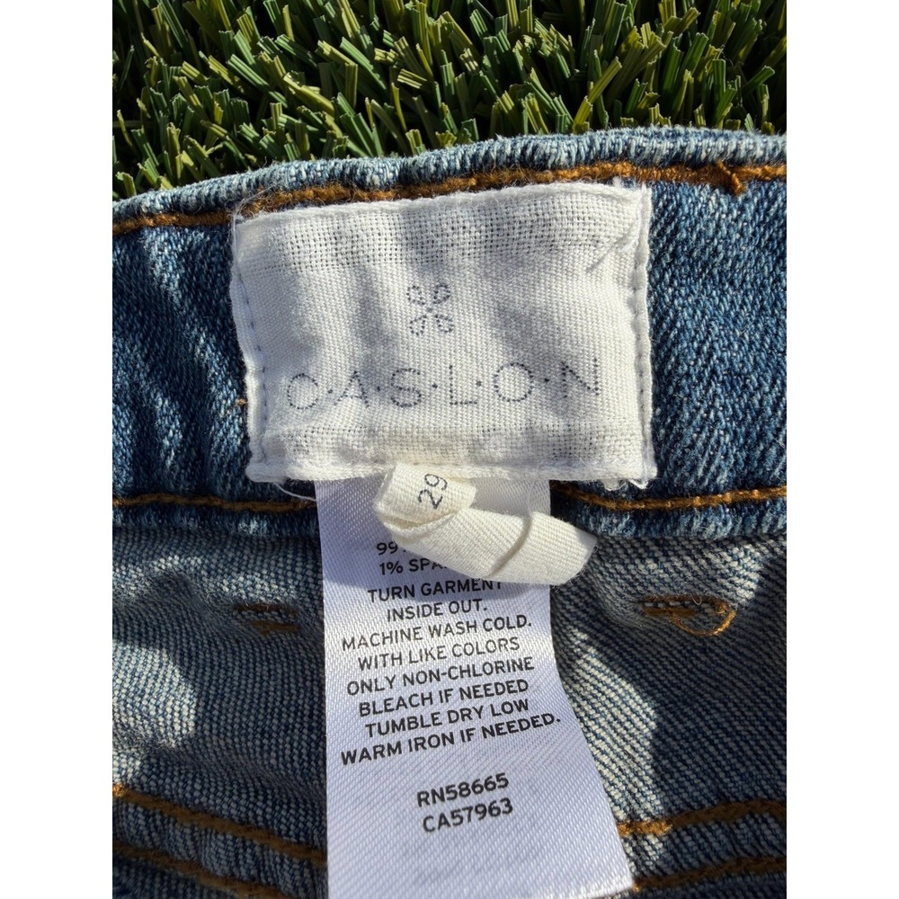 Caslon Light Wash Denim Blue Rolled Hem Cuffed Shorts Distressed 29 - Picture 2 of 4